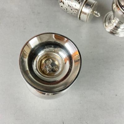 D651 Antique 1760 English George II Sterling Salt & Pepper Shakers