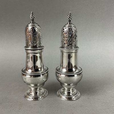 D651 Antique 1760 English George II Sterling Salt & Pepper Shakers