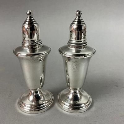 D652 Pair Of Sterling Silver Crown Salt & Pepper Shakers