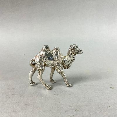 D664 Sterling Two Hump Camel Figure