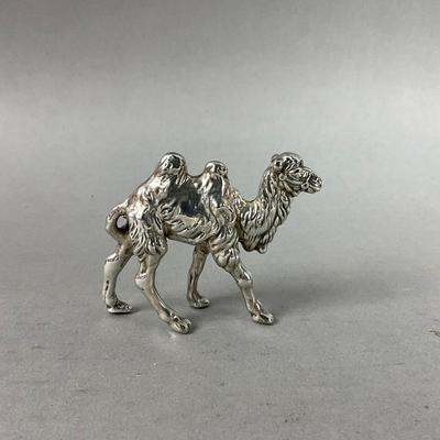 D664 Sterling Two Hump Camel Figure