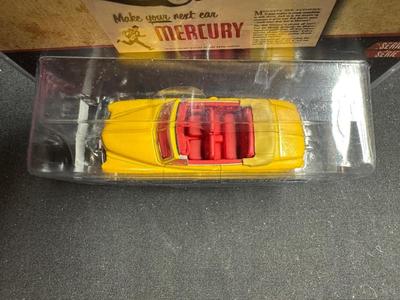 GREENLIGHT COLLECTIBLES VINTAGE AD CARS 1949 MERCURY EIGHT CONVERTIBLE