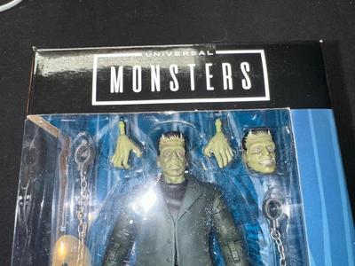 JADA UNIVERSAL MONSTERS "FRANKENSTEIN" ACTION FIGURE