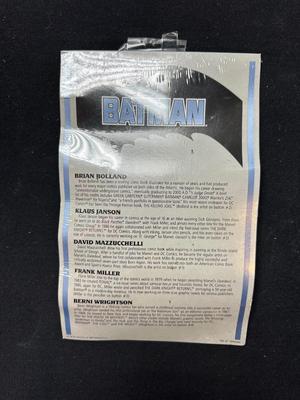 BATMAN BUTTON COLLECTION