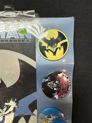 BATMAN BUTTON COLLECTION