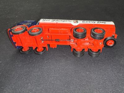 CORGI CLASSICS LEYLAND CYLINDRICAL TANKER DIE-CAST MODEL