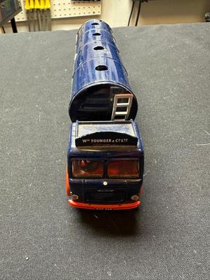 CORGI CLASSICS LEYLAND CYLINDRICAL TANKER DIE-CAST MODEL