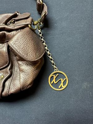 FIORE BY ISABELLA FIORE LEATHER PURSE