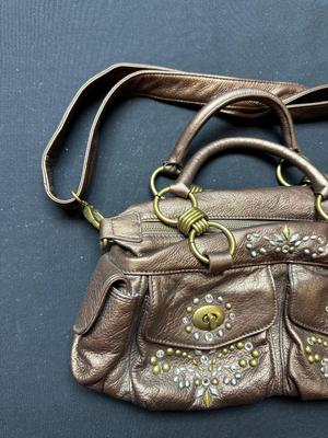 FIORE BY ISABELLA FIORE LEATHER PURSE