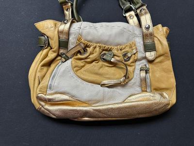 B. MAKOWSKY GENUINE LEATHER PURSE