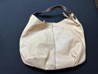 G.I.L.I. "GOT IT LOVE IT" GENUINE LEATHER PURSE