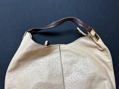 G.I.L.I. "GOT IT LOVE IT" GENUINE LEATHER PURSE