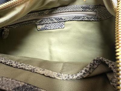 G.I.L.I. "GOT IT LOVE IT" GENUINE LEATHER PURSE