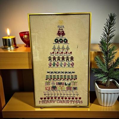 Sale Photo Thumbnail #493: Vintage Hand Stitched Christmas Artwork- Fair Condition
11x18"