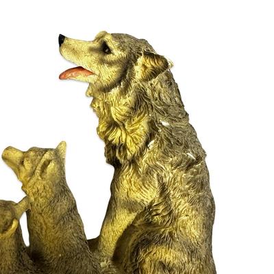 Sale Photo Thumbnail #509: Vintage 3D Eagle and Wolves Artwork Plate with Mountains
Approx. 8" in diameter