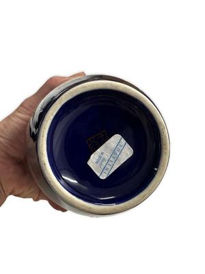 Sale Photo Thumbnail #554: Blue Interpur Lidded Jar made in Japan, no chips, approx. 5" tall