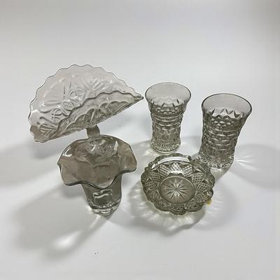 Sale Photo Thumbnail #583: Lot of 5 Clear Glass Pieces- glasses, bowls