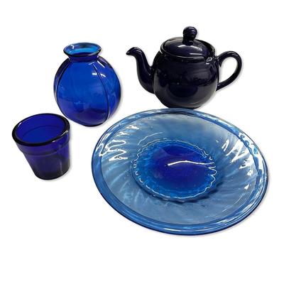 Sale Photo Thumbnail #623: Lot of 4 Blue Glassware Pieces, no chips