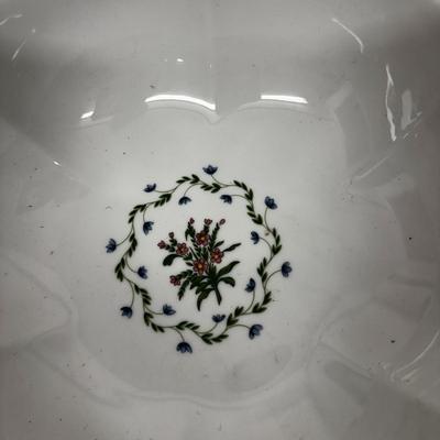 Sale Photo Thumbnail #731: Limoges France Scalloped Bowl, Ceralene, 9.5" Diameter