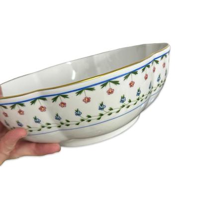 Sale Photo Thumbnail #730: Limoges France Scalloped Bowl, Ceralene, 9.5" Diameter