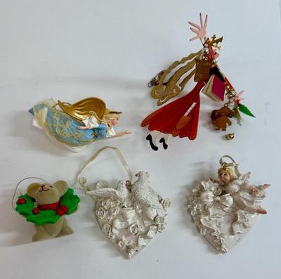 Sale Photo Thumbnail #112: In good gently used condition.