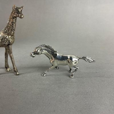 S667 Set of Three Silver 925 Animal Figures Giraffe is by Vera Orfebres