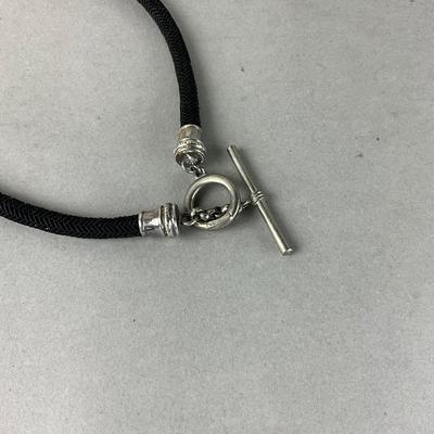 S670 Antique Sterling Silver Victorian Match Safe Necklace