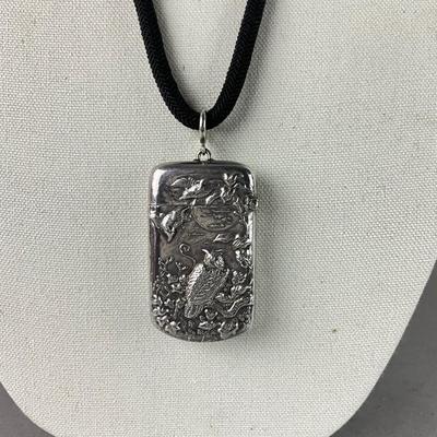 S670 Antique Sterling Silver Victorian Match Safe Necklace