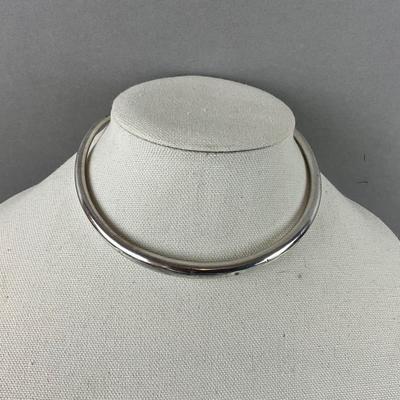 S675 Sterling Silver Hollow Choker Necklace