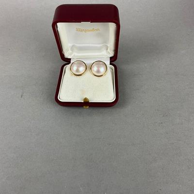 S690 18k Yellow Gold Overlay MAJORICA Clip Back Earrings