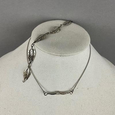 S816 Vintage Sterling Silver Leaf Bracelet and Bar Necklace