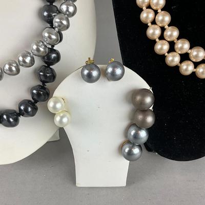 S819 Large Faux Replica Baroque Pearl Necklace and Earring Sets
