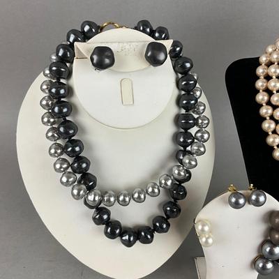 S819 Large Faux Replica Baroque Pearl Necklace and Earring Sets