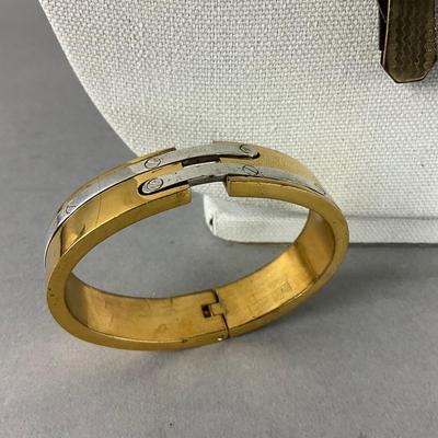 S840 Vintage Charm Pendant Necklace by Navarro and 925 Cuff by Lacavera