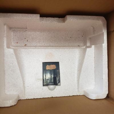 LOT 38: Vintage Kodak Pleaser Instant Camera with Manual & Box