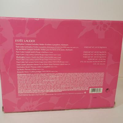 LOT 39: Estee Lauder Parfum Atomizer & Beauty Set New in Box