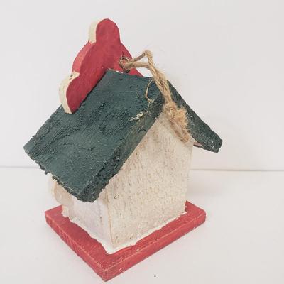 LOT 69: Rustic Holiday Decor Assortment with Martha Stewart Putz Style Houses