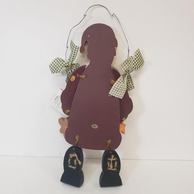 LOT 69: Rustic Holiday Decor Assortment with Martha Stewart Putz Style Houses