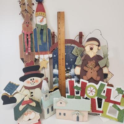 LOT 69: Rustic Holiday Decor Assortment with Martha Stewart Putz Style Houses