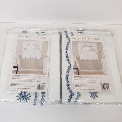 LOT 71: Temptations & Corning Ware Casserole Dishes with Brand New Holiday Home Decor & More