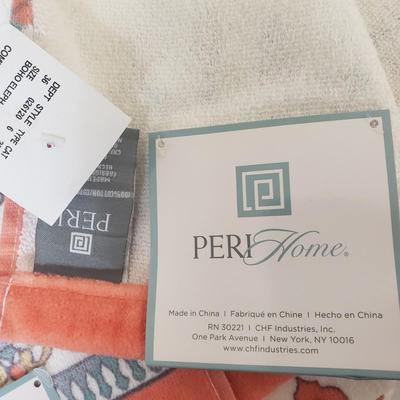 LOT 74: New Elephant Themed Bath Towels, Microfiber Towels, Scented Tealight Candles