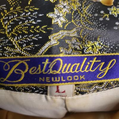 LOT 78: Japanese Kimonos/Robes & Clothing