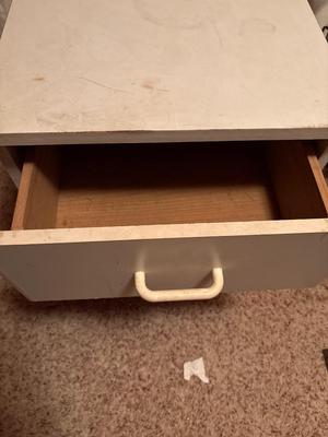 Sale Photo Thumbnail #181: See pics. 17.5 w x 16.5d x 22. Needs cleaning. Located upstairs