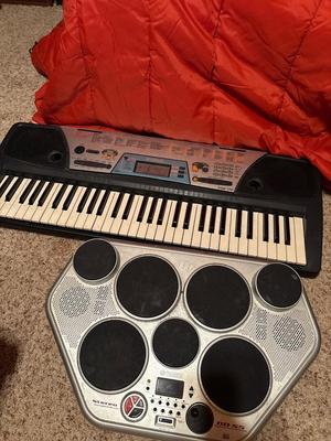 Sale Photo Thumbnail #202: See pics. Includes one Yamaha plug-in