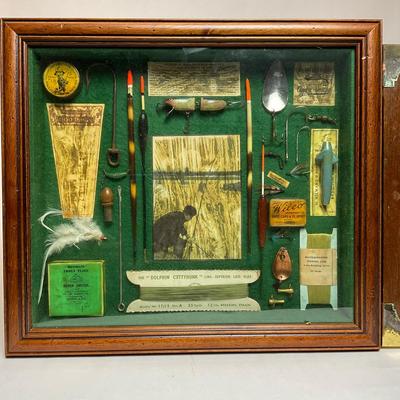 Z780 Framed Antique Fishing Collectibles & Sailor Knots
