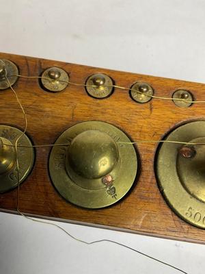 Z781 Antique Set Of Solid Brass Scale Weights