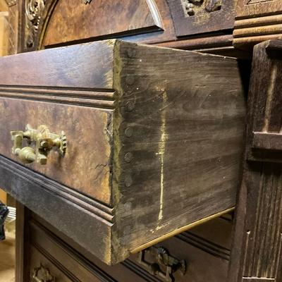 Z783 Antique Victorian East Lake Walnut Sidelock Tall Chester Drawers