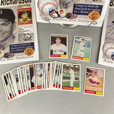 B791 Bobby Richardson Authorized Pictorial Magazines & Deck Of 1961