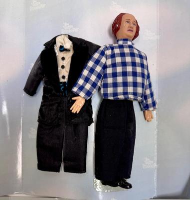 Sale Photo Thumbnail #346: Larry and Curly.  Made by Fun 4 All in 1997. In good used condition