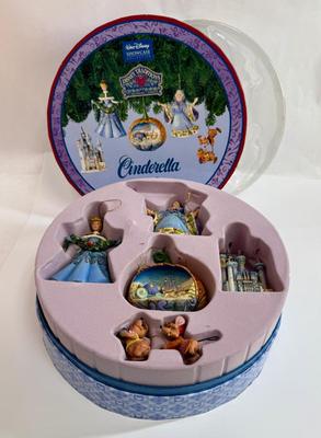 Sale Photo Thumbnail #407: In very good previously owned condition.